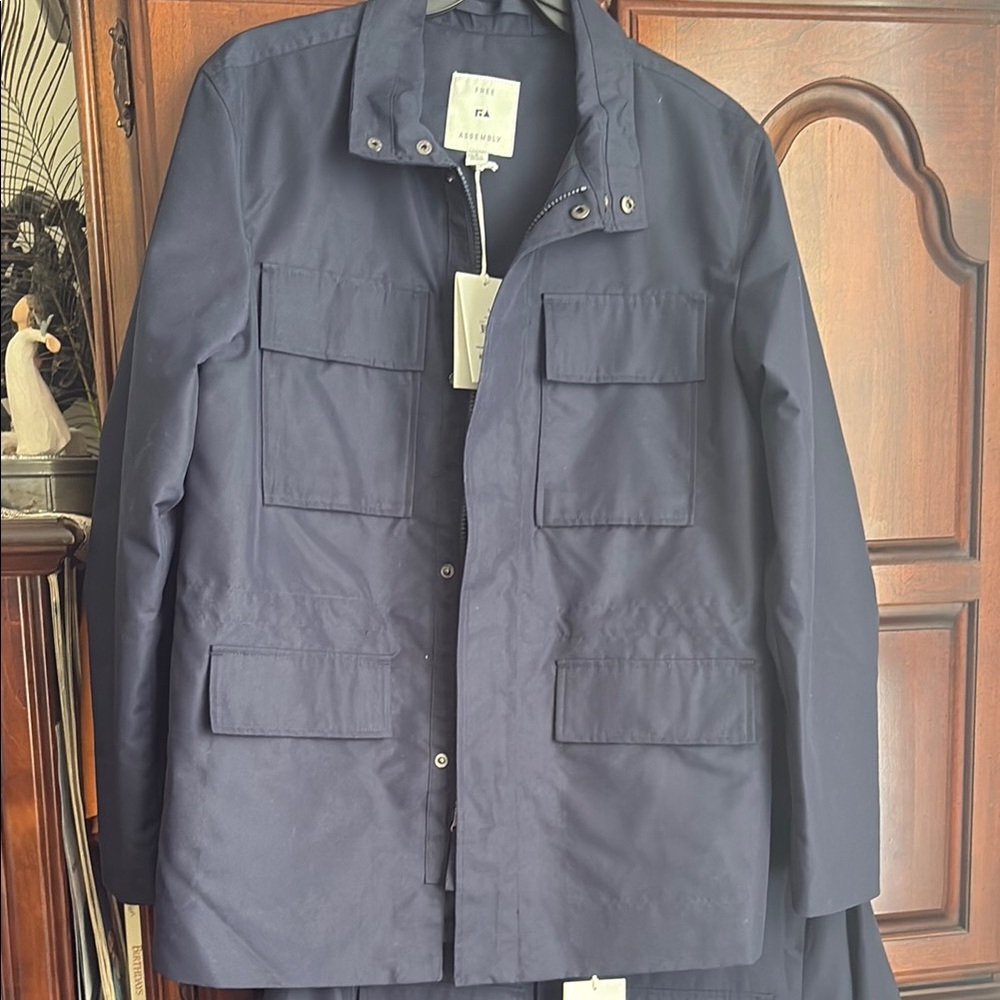 New with tag! Men's Navy Utility Jacket - Picture 6 of 9